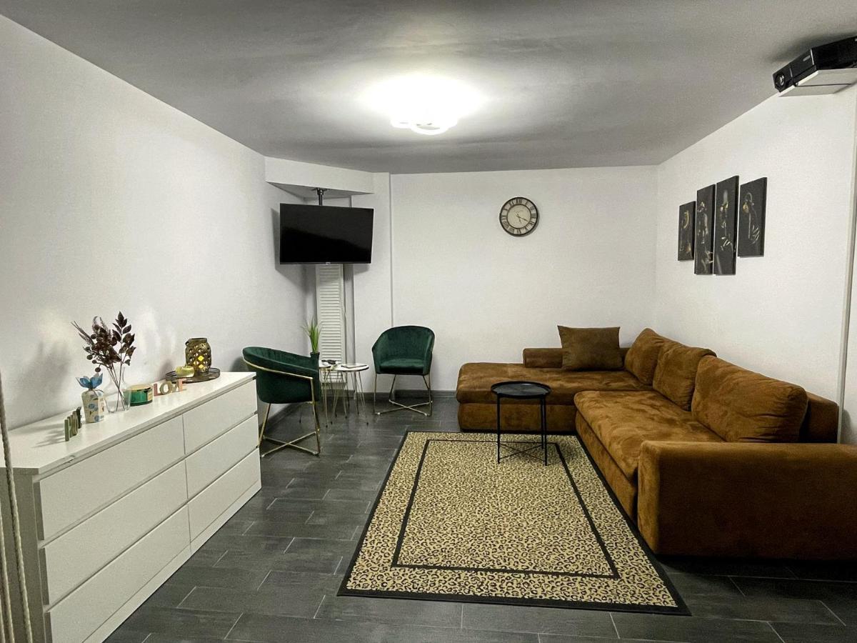 3 Rooms Cinema Garden Parking House Bükreş Dış mekan fotoğraf