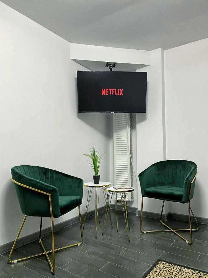 3 Rooms Cinema Garden Parking House Bükreş Dış mekan fotoğraf