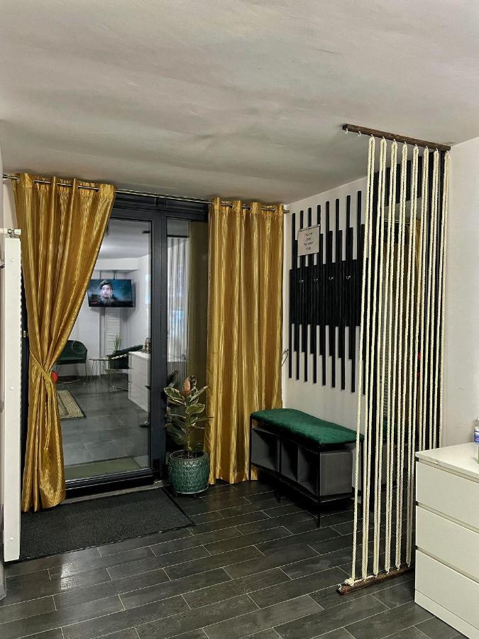 3 Rooms Cinema Garden Parking House Bükreş Dış mekan fotoğraf